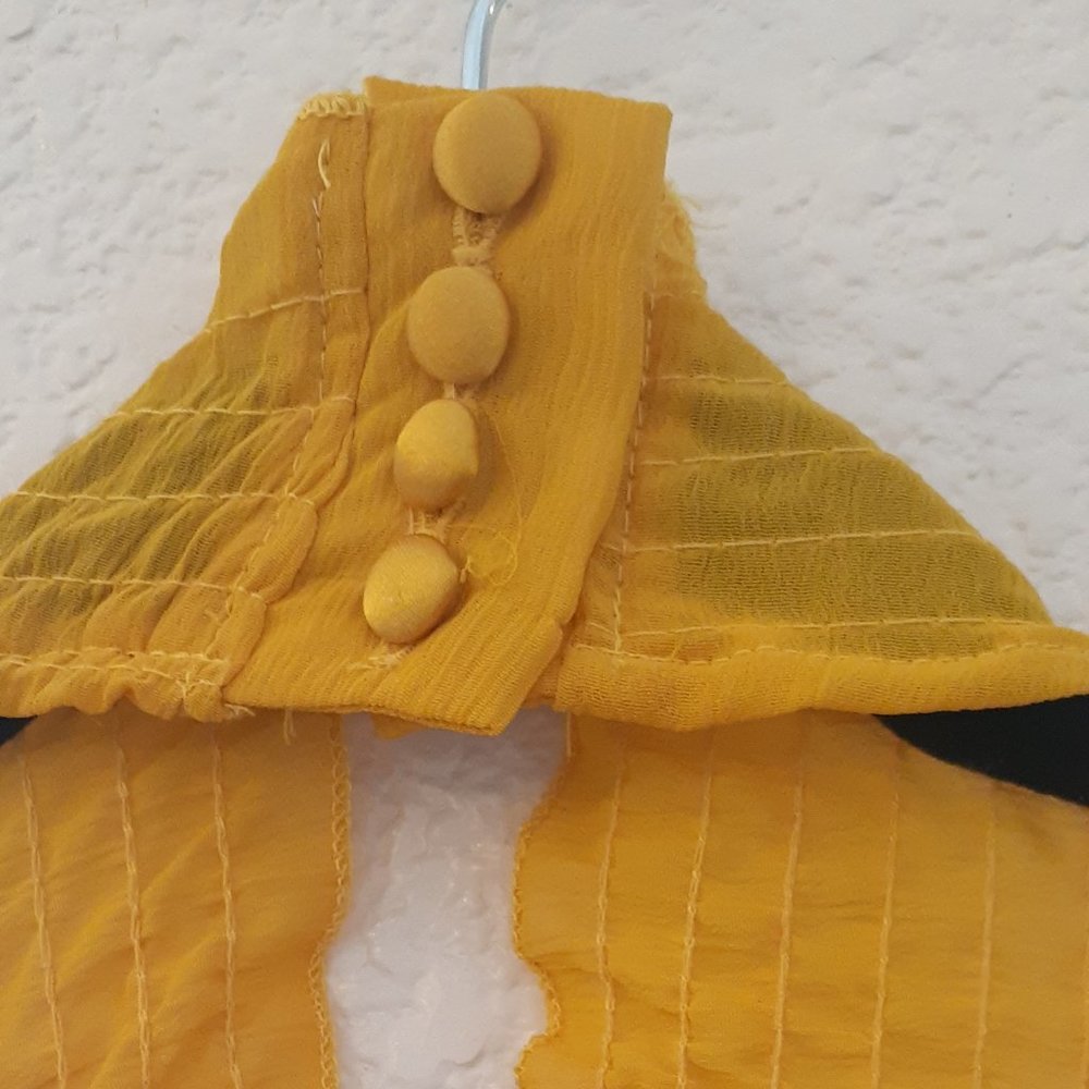 Solution Silk Ruffled Blouse - Picture 4 of 8